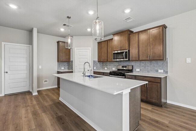 Building Photo - 4215 Pne Spgs Ct