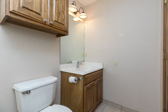 Building Photo - 12422/12424 CR 499