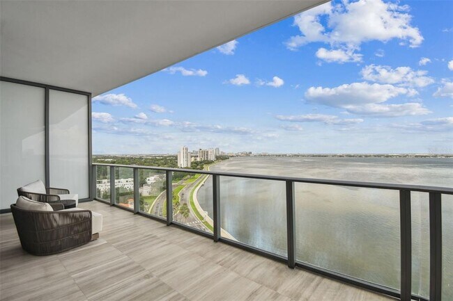 Building Photo - 3101 Bayshore Blvd