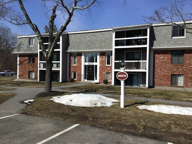 Building Photo - 15 Foundry St