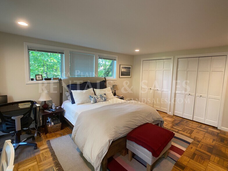 Building Photo - 27R Eliot St