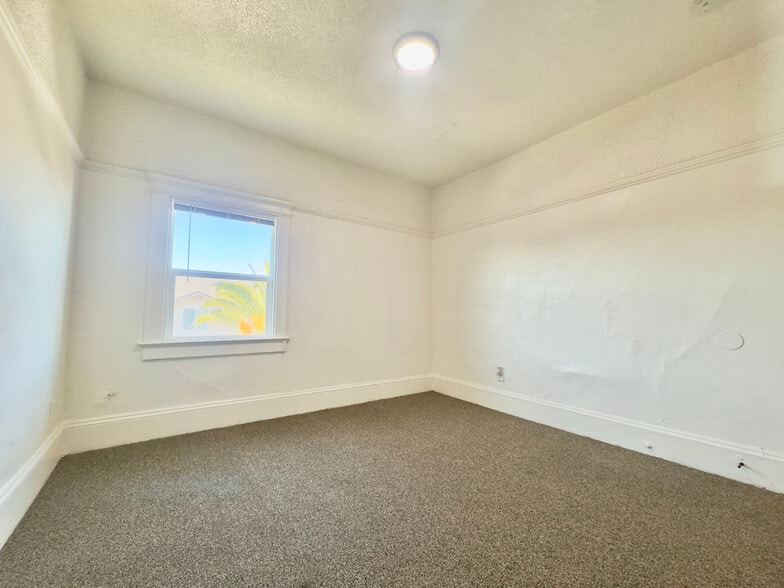 Building Photo - 3641 West St