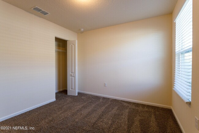 Building Photo - 2268 Pebble Point Dr