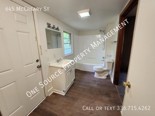 Building Photo - 645 McCreary St