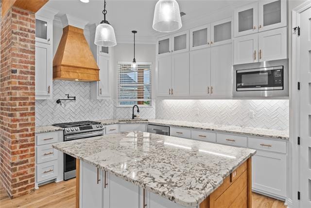 Building Photo - 24 Turtle Creek Dr