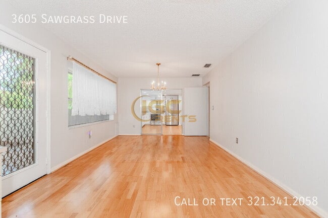 Building Photo - 3605 Sawgrass Dr