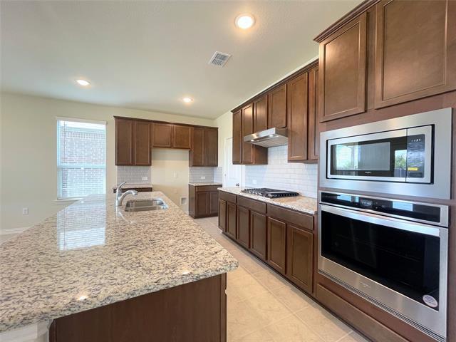 Building Photo - 1805 Nelson St