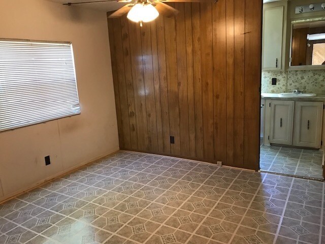 Building Photo - 4950 Milliorn Ranch Rd