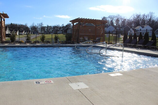 Building Photo - Brand New 3 Bedroom Home with Maintenance Free Living