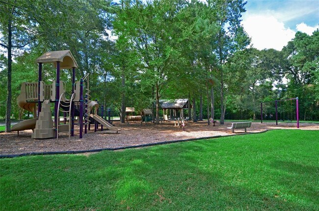 Building Photo - 19 Village Knoll Pl