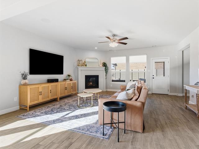 Building Photo - 2012 13th St