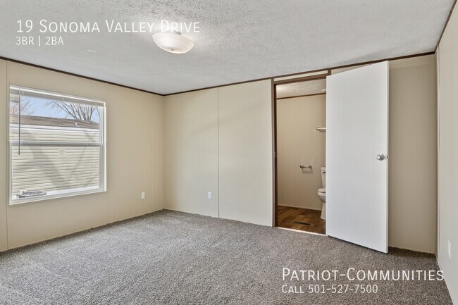 Building Photo - 19 Sonoma Dr