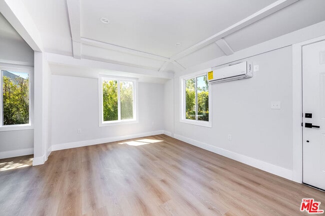 Building Photo - 4522 Laurel Canyon Blvd