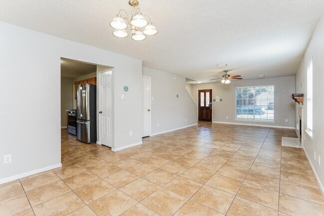Building Photo - 801 Wisdom Dr
