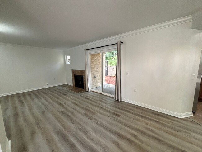 Primary Photo - Updated one bedroom is ready for its new r...