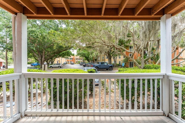 Building Photo - 225 S Tropical Trail