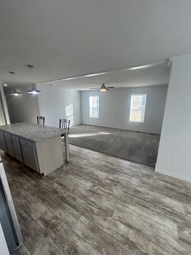 Building Photo - 54 Hickory Ln