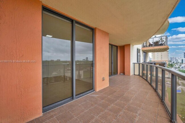 Building Photo - 2301 SW 27th Ave