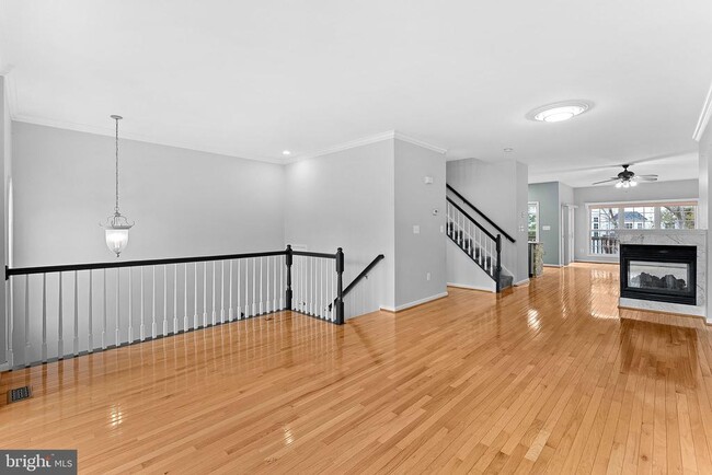 Building Photo - 13584 Cedar Run Ln