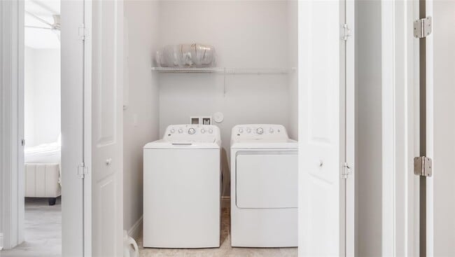 Building Photo - 20927 NW 1st Ct