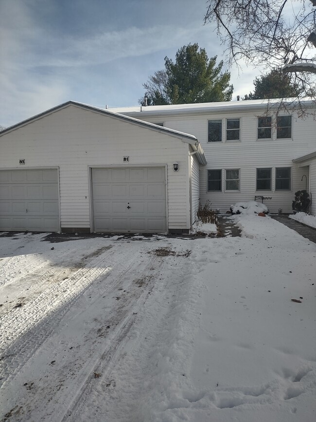 1 car garage, plus driveway and street parking - 81 Fairmont Pl