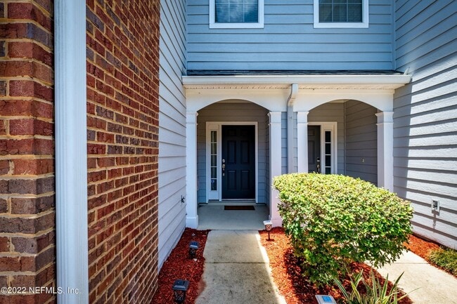 Building Photo - 13522 Stone Pond Dr