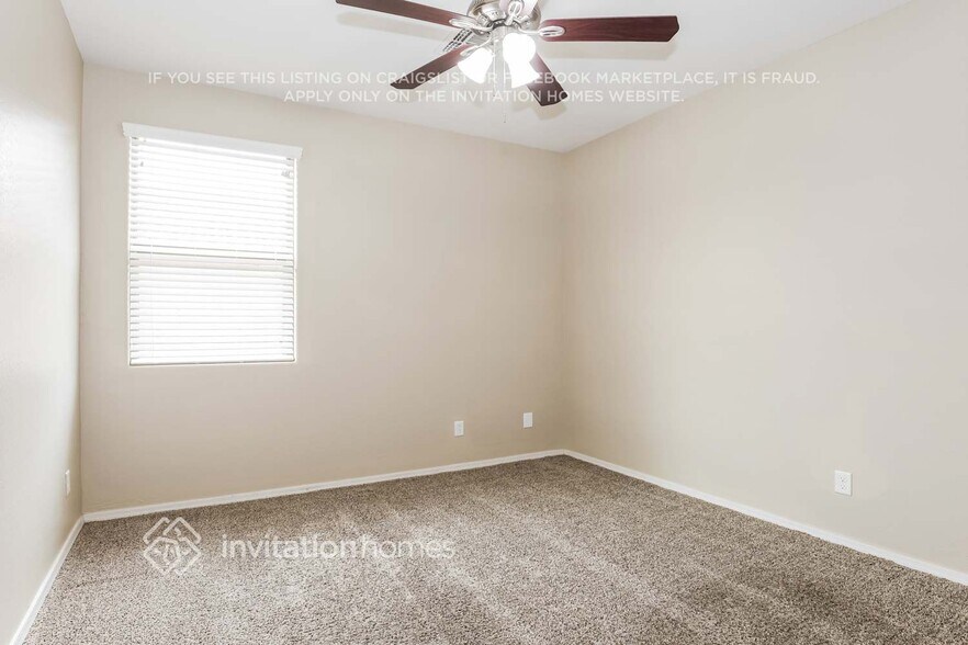 Building Photo - 11855 W Monte Vista Rd