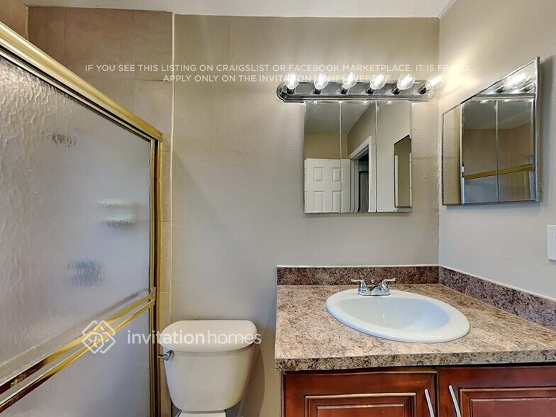 Building Photo - 630 NW 48th Ave