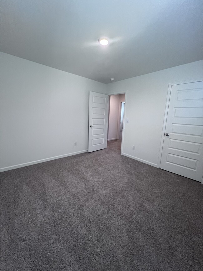 Building Photo - 6092 Knickerbocker Street