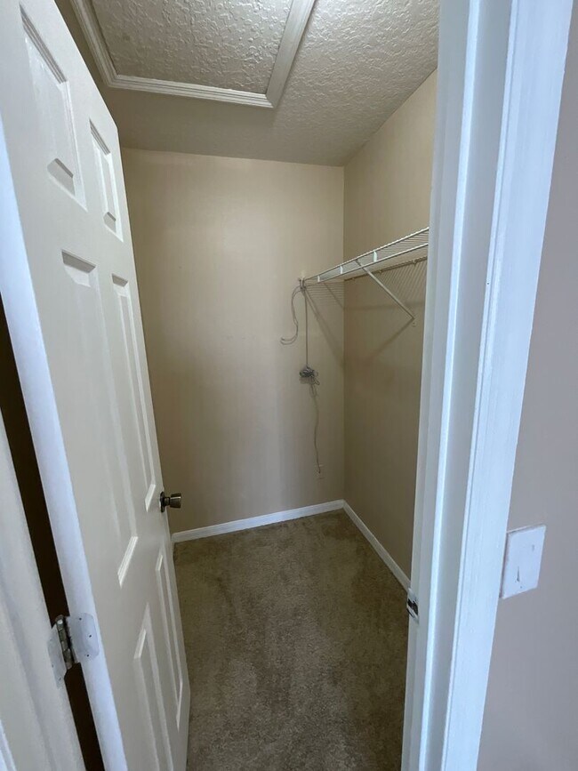 Building Photo - Beautiful Corner Lot