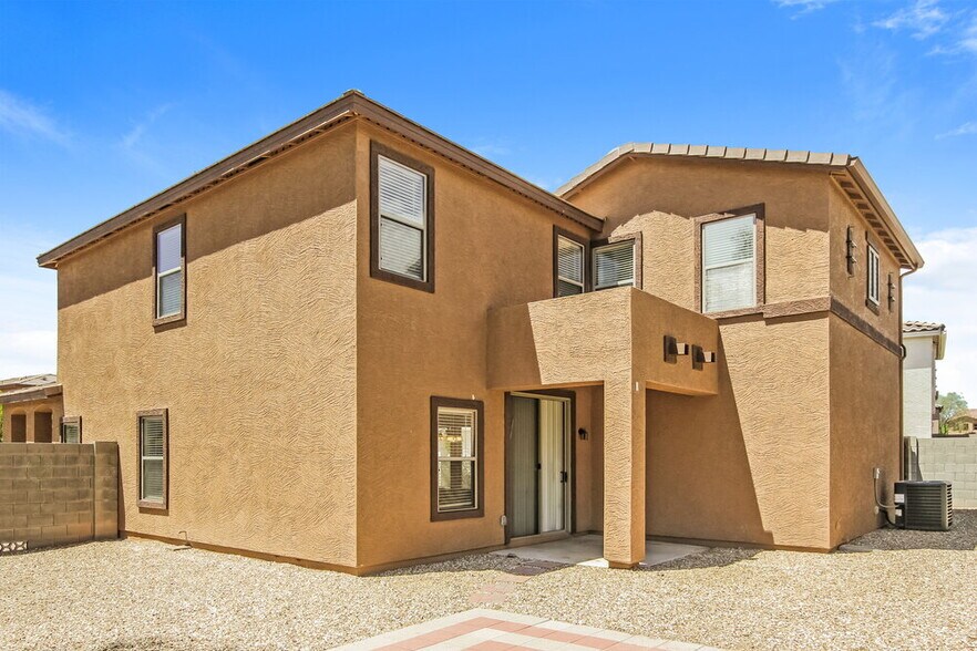 Building Photo - 18514 W Udall Dr
