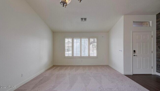Building Photo - 6960 W Villa Hermosa