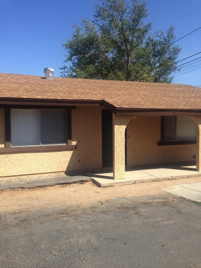 Building Photo - 16465 Smoketree St.
