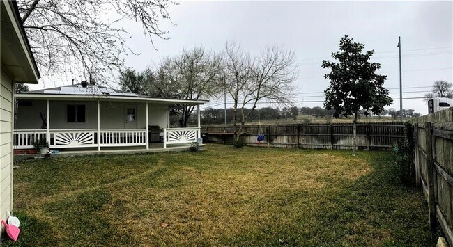 Building Photo - 15117 Bigelow Dr
