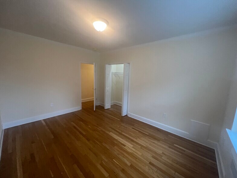 Building Photo - 75 Kilsyth Rd