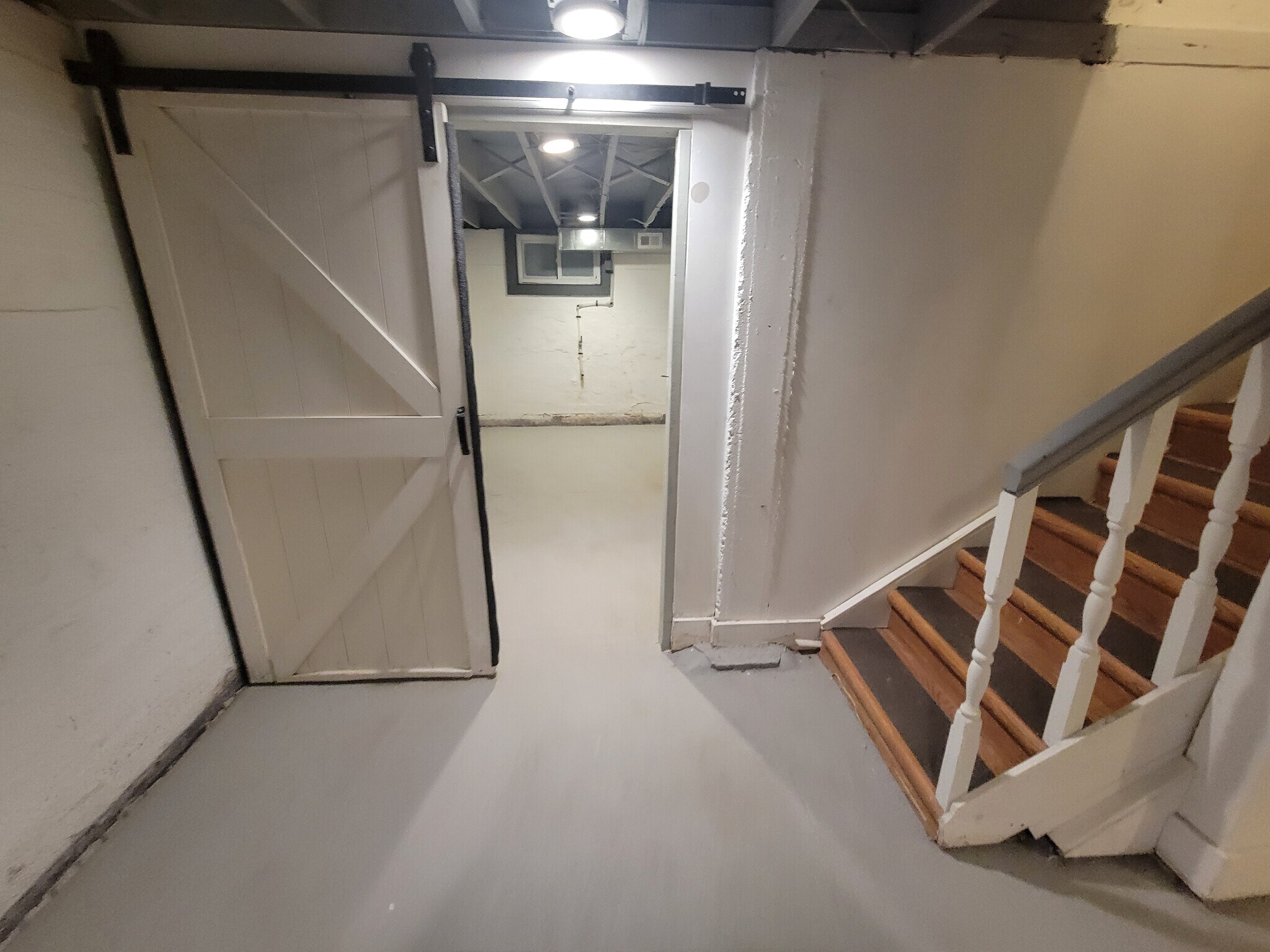 Building Photo - 3605 Hydes Ferry Rd