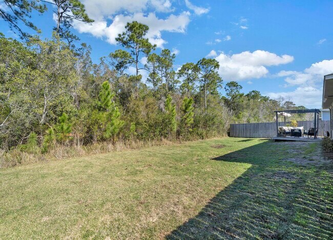 Building Photo - 8390 Island Dr