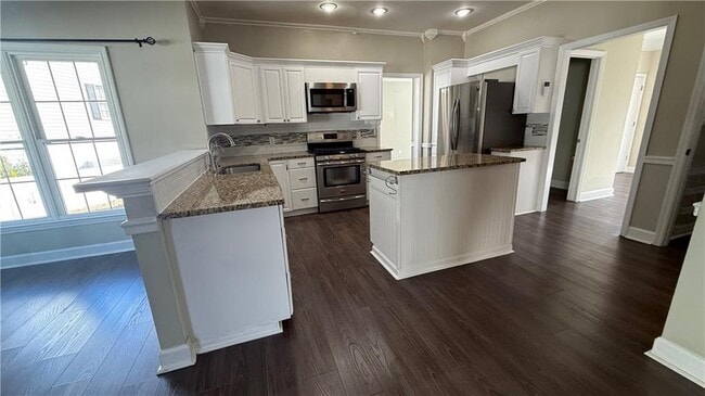 Building Photo - 11395 Brookhollow Trail