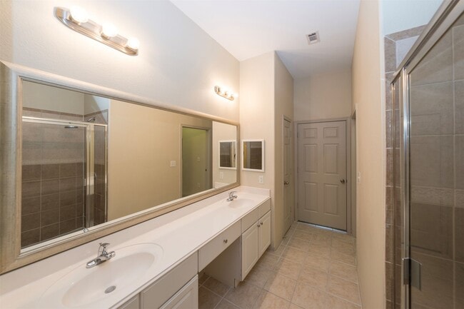 Building Photo - 1441 East St