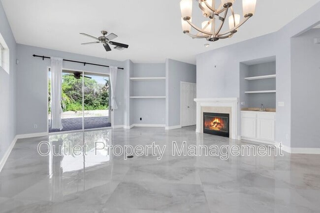 Building Photo - 10842 Woodchase Cir