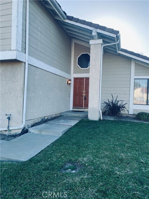 Building Photo - 121 S Panorama Dr