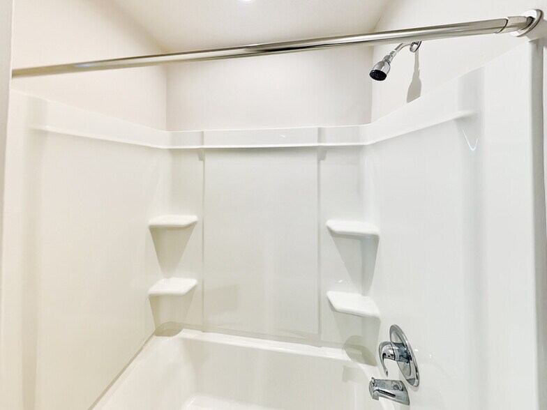 Building Photo - 855 Black Rock Cir