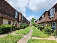 Building Photo - 9303 Hammerly Blvd