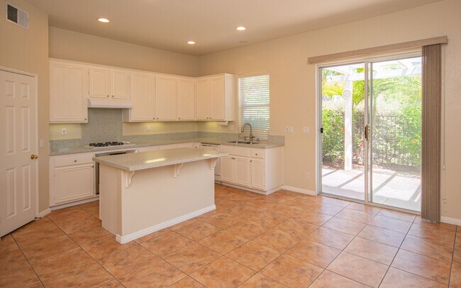 Building Photo - 3 Bd Home in the San Raphael Gated Community!