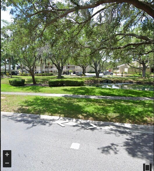 Building Photo - 13618 Greenfield Dr