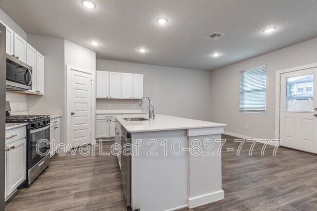 Building Photo - 5711 Topaz Wy