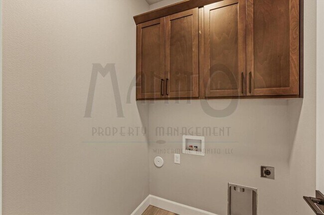 Building Photo - 5116 Scenic Ln