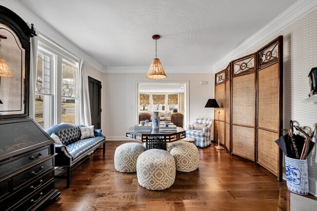 Building Photo - 75 Green Hill Rd