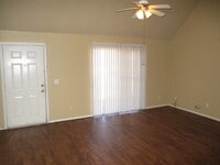 Building Photo - 1936 Lariat Cir