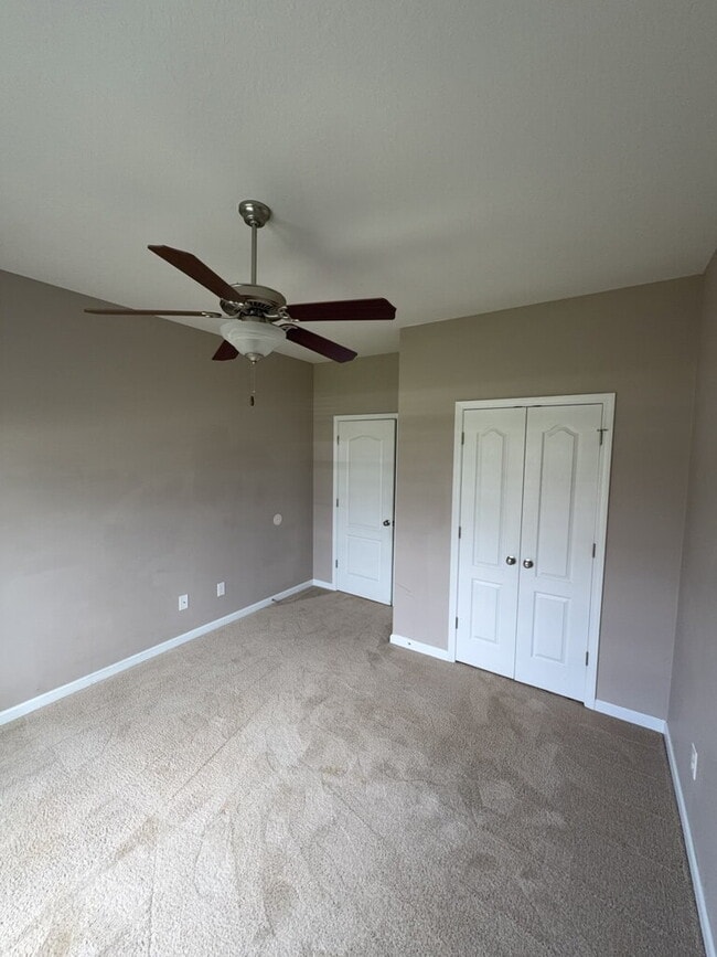Building Photo - 111 Cavalier Dr